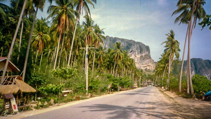 Die Ao Nang Beach Road 1995