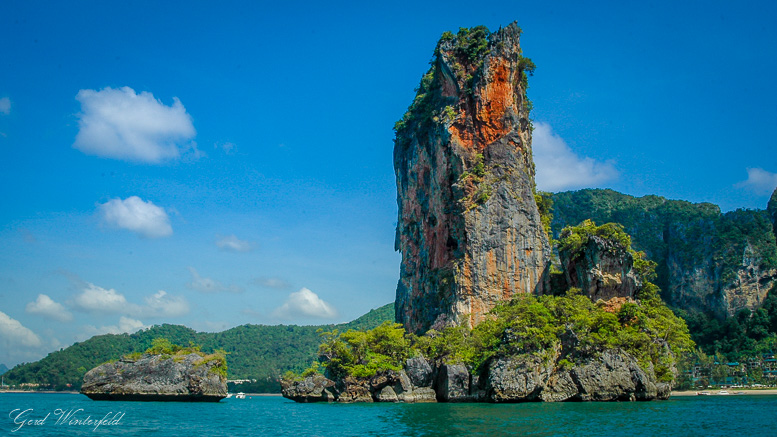 Krabi Thailand | Ao Nang Tower, vorgelagerte Felseninsel bei Ao Nang