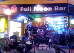 Live Musik in der Full Moon Bar